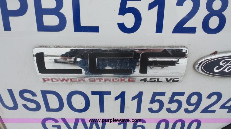 image for item I2299 2006 Ford LCF dump truck