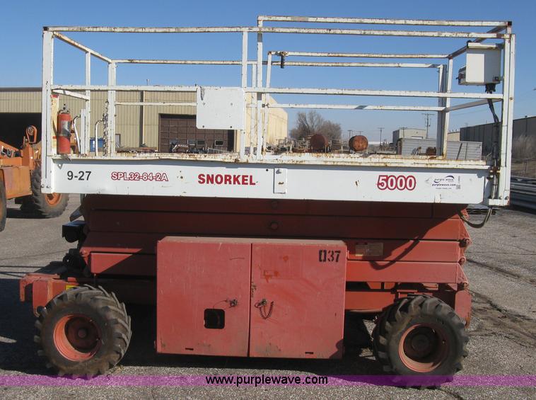 image for item J2952 Snorkel SPL32-84-2A scissor lift