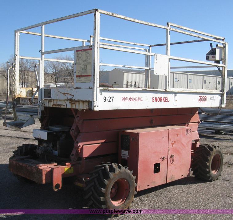 image for item J2952 Snorkel SPL32-84-2A scissor lift