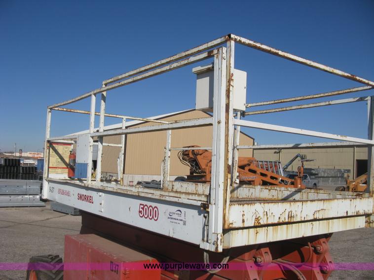 image for item J2952 Snorkel SPL32-84-2A scissor lift