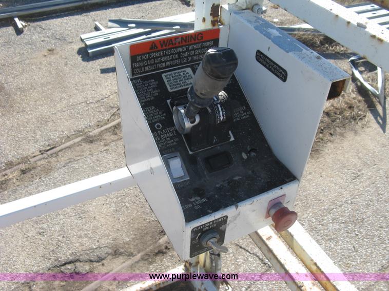 image for item J2952 Snorkel SPL32-84-2A scissor lift