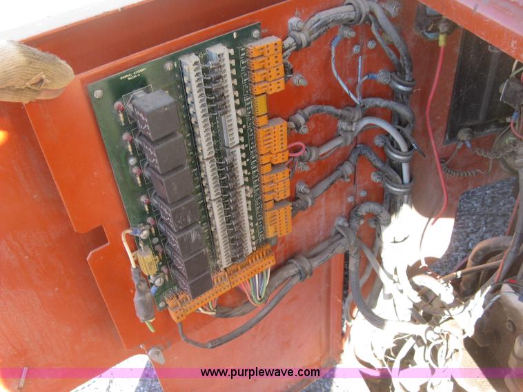 image for item J2952 Snorkel SPL32-84-2A scissor lift