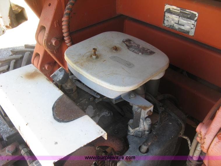 image for item J2952 Snorkel SPL32-84-2A scissor lift