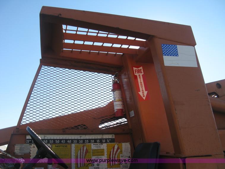 image for item J2953 Lull Highlander 844B telehandler