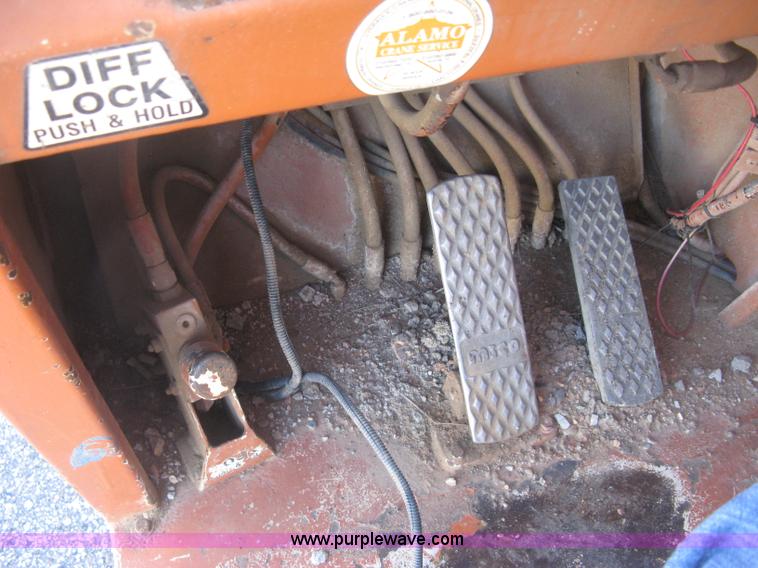 image for item J2953 Lull Highlander 844B telehandler