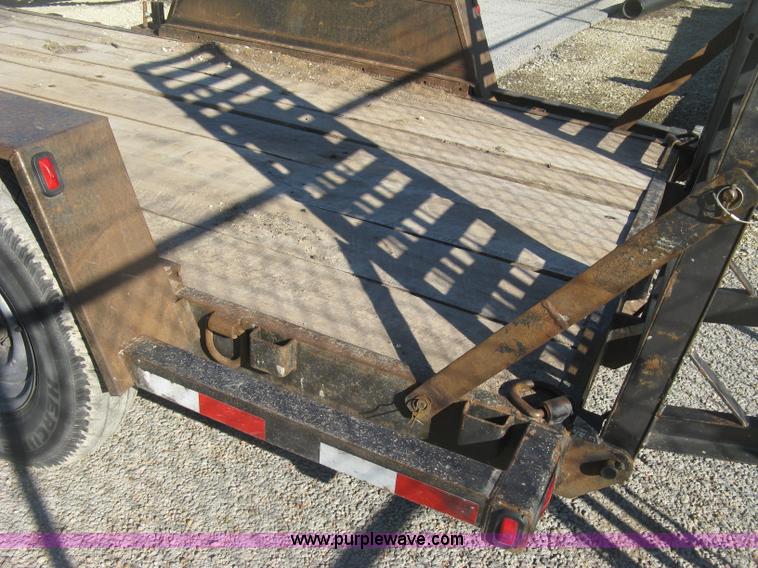 image for item J2965 2006 Travalong equipment trailer
