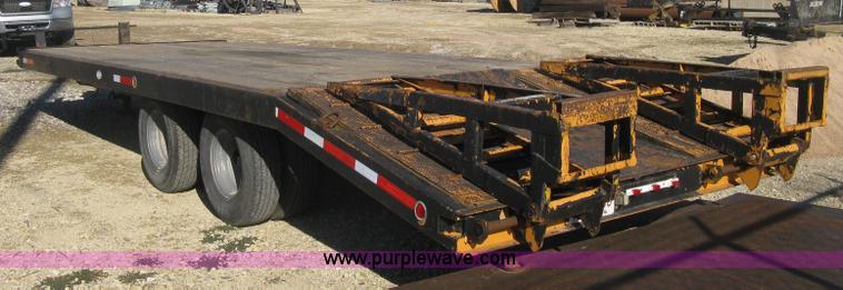 image for item J2966 1979 Trail-Eze equipment trailer