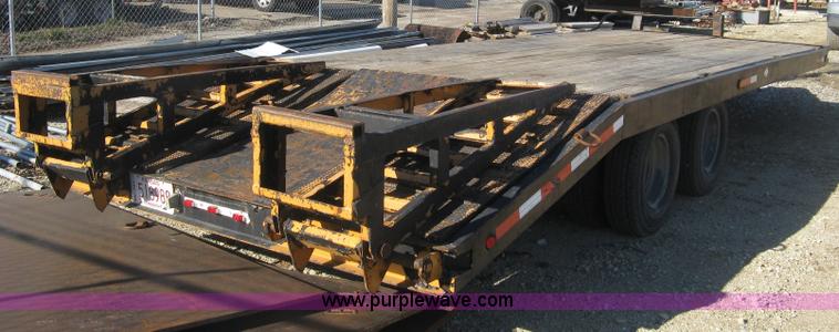 image for item J2966 1979 Trail-Eze equipment trailer
