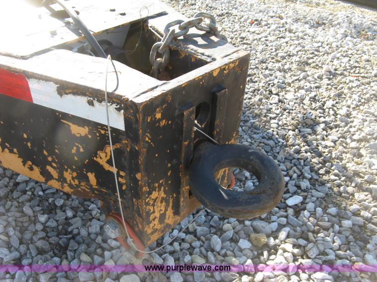 image for item J2966 1979 Trail-Eze equipment trailer