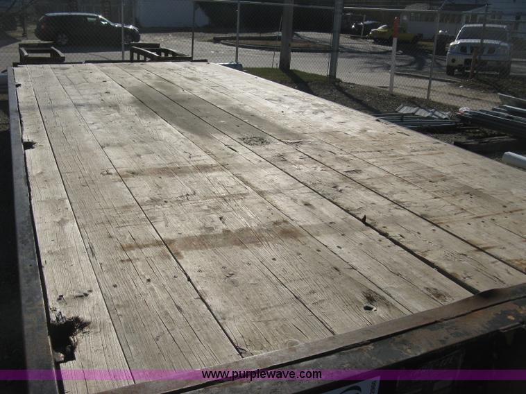 image for item J2966 1979 Trail-Eze equipment trailer