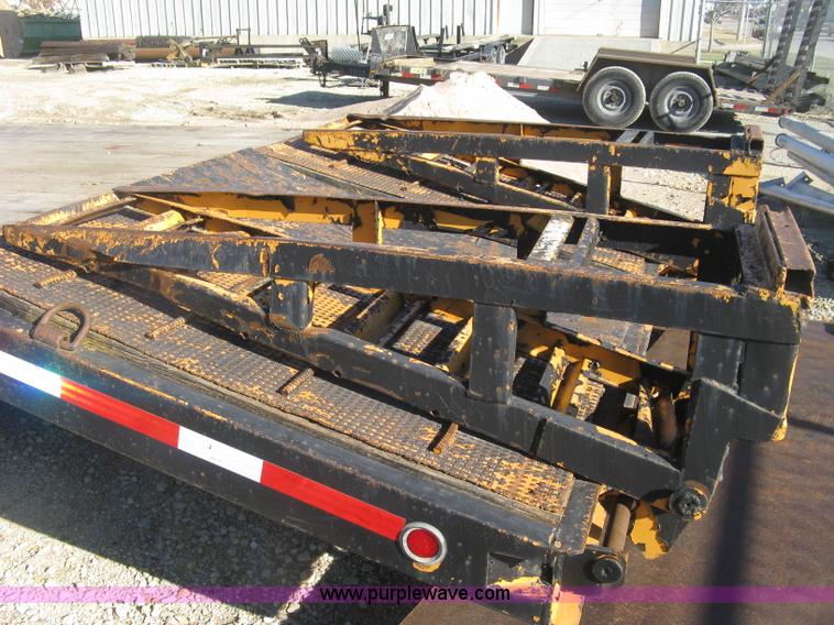 image for item J2966 1979 Trail-Eze equipment trailer