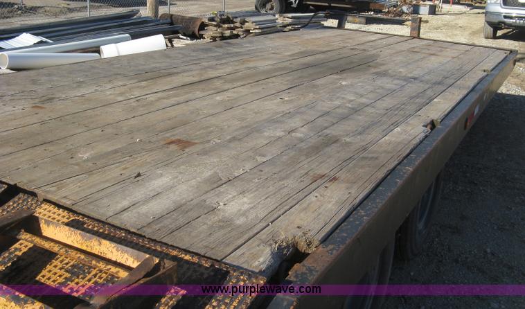 image for item J2966 1979 Trail-Eze equipment trailer