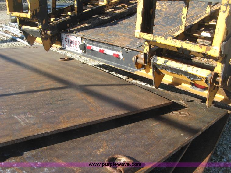 image for item J2966 1979 Trail-Eze equipment trailer