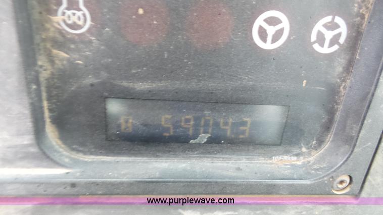 image for item J4636 1997 Caterpillar 938F wheel loader