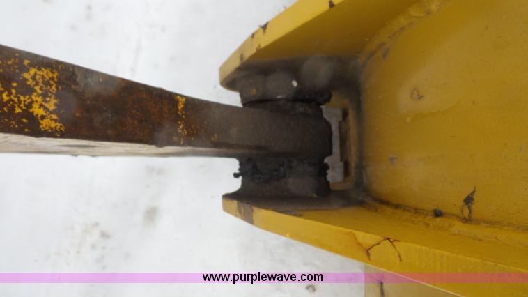 image for item J4636 1997 Caterpillar 938F wheel loader