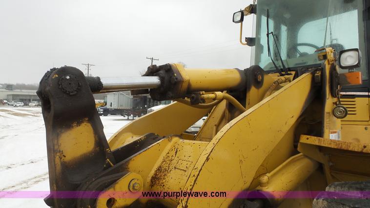 image for item J4636 1997 Caterpillar 938F wheel loader