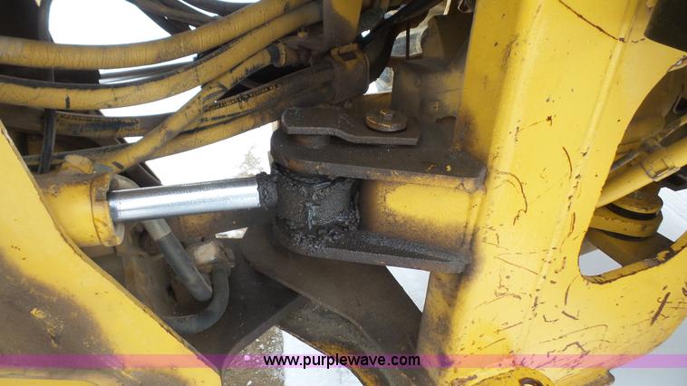 image for item J4636 1997 Caterpillar 938F wheel loader