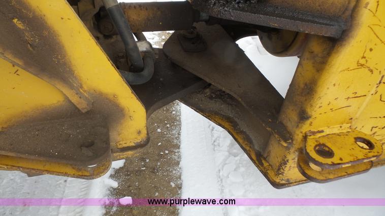 image for item J4636 1997 Caterpillar 938F wheel loader