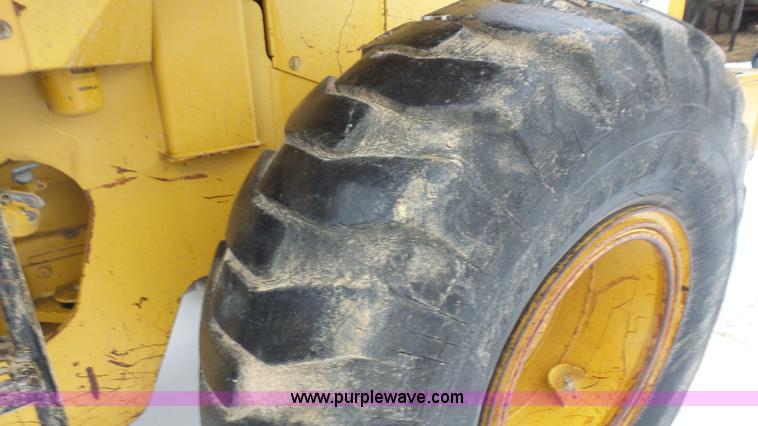 image for item J4636 1997 Caterpillar 938F wheel loader