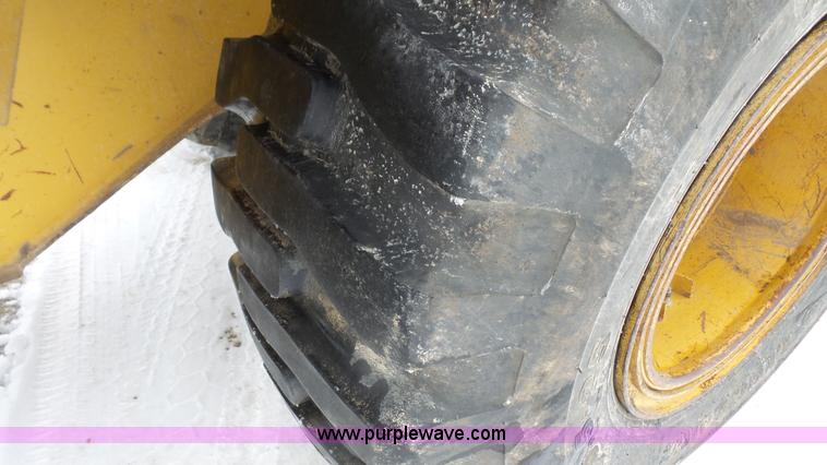 image for item J4636 1997 Caterpillar 938F wheel loader