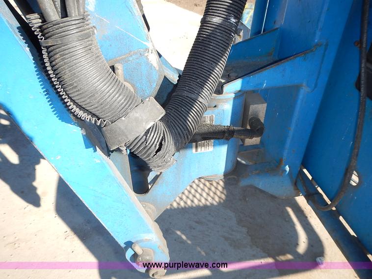 image for item J6301 2002 Genie Z34/22 boom lift