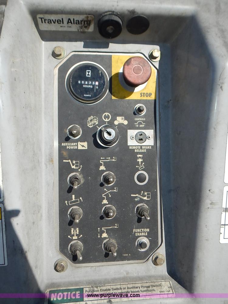 image for item J6301 2002 Genie Z34/22 boom lift