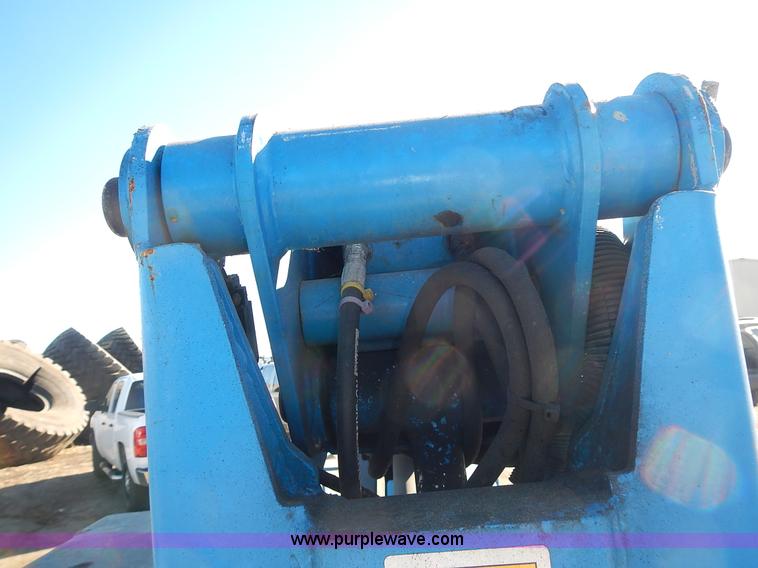image for item J6301 2002 Genie Z34/22 boom lift