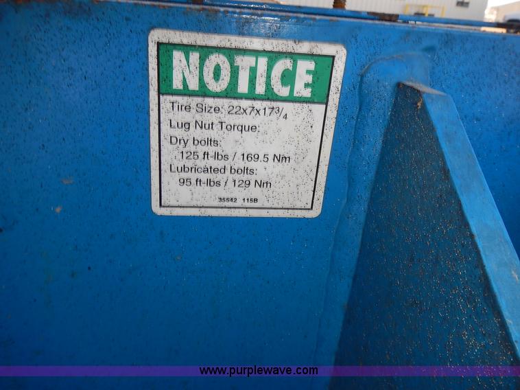 image for item J6301 2002 Genie Z34/22 boom lift