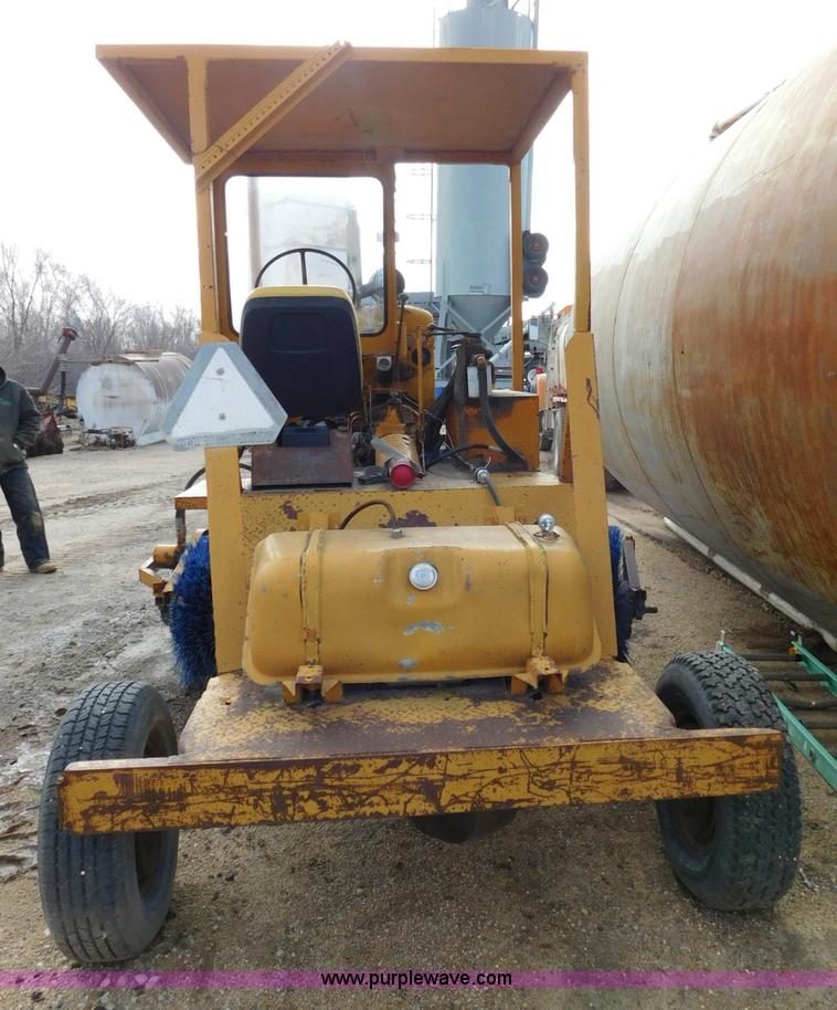 image for item J7397 1973 Broce C broom