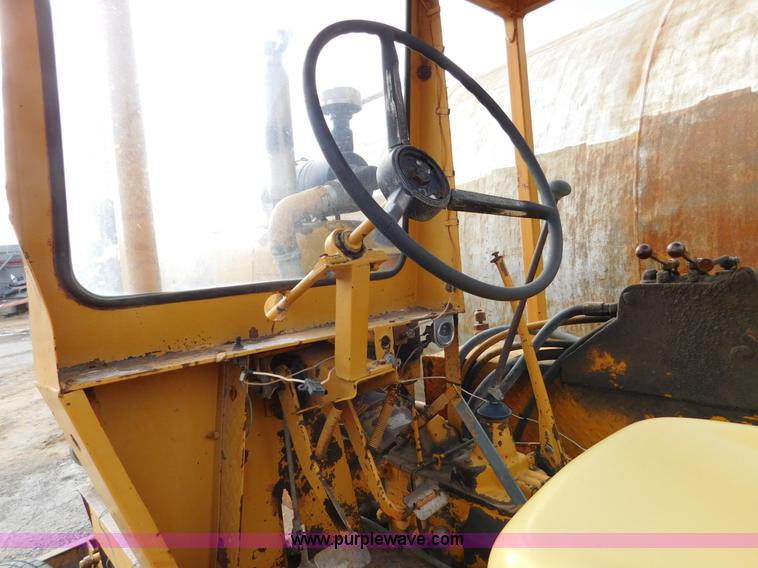 image for item J7397 1973 Broce C broom