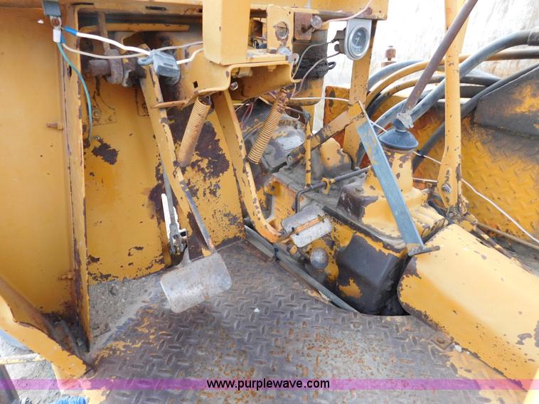 image for item J7397 1973 Broce C broom