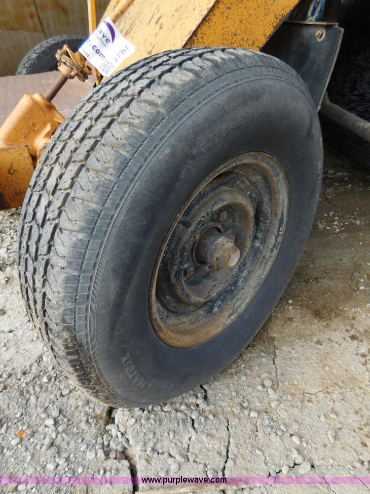 image for item J7397 1973 Broce C broom