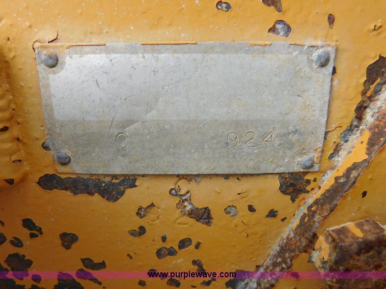 image for item J7397 1973 Broce C broom