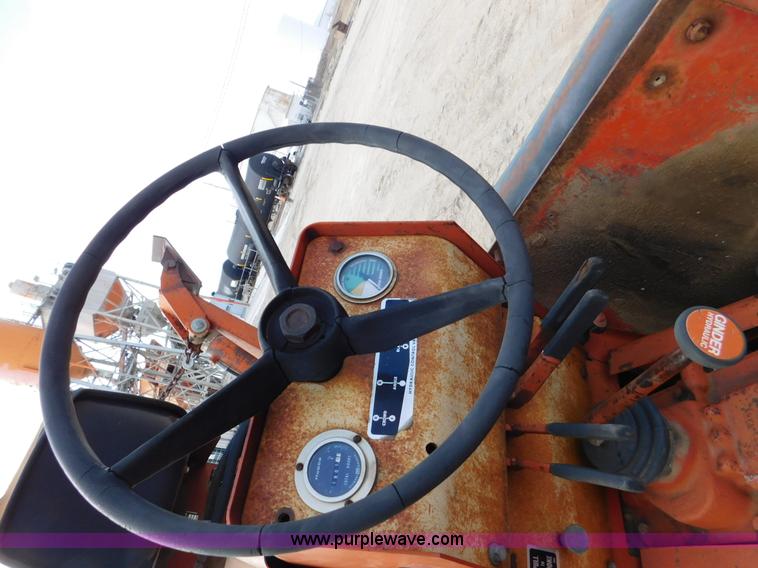 image for item J7404 1977 Ditch Witch R65G-2 trencher