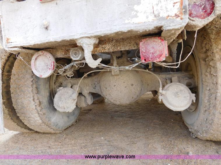 image for item J7406 1975 White Western Star ready mix truck