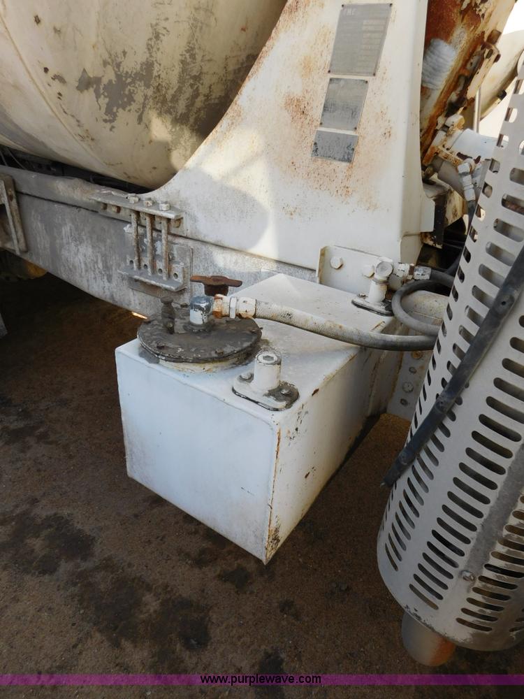 image for item J7406 1975 White Western Star ready mix truck