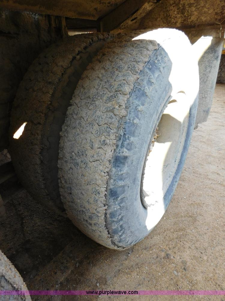 image for item J7406 1975 White Western Star ready mix truck