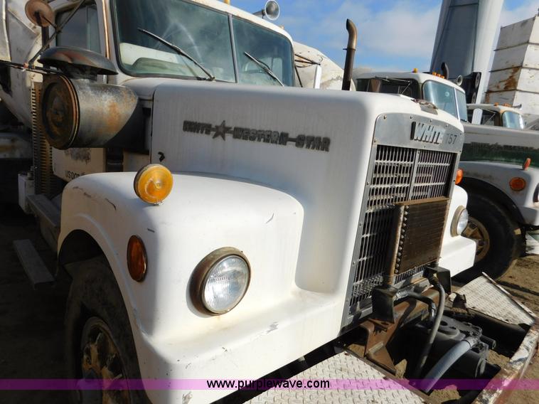 image for item J7406 1975 White Western Star ready mix truck