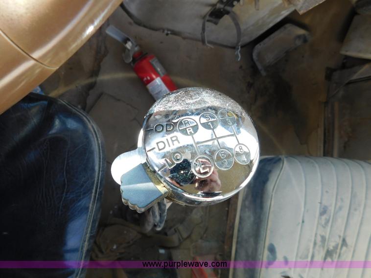 image for item J7407 1975 White Western Star ready mix truck