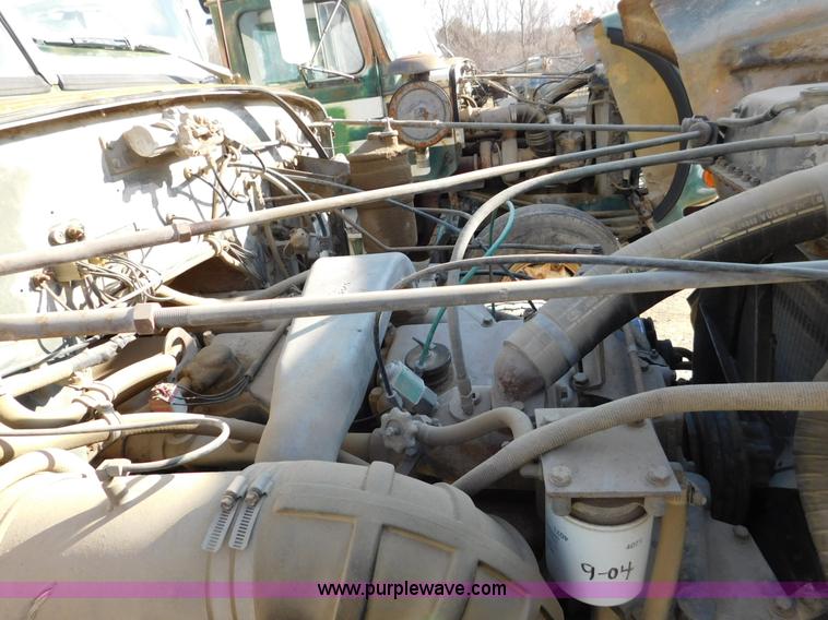 image for item J7407 1975 White Western Star ready mix truck