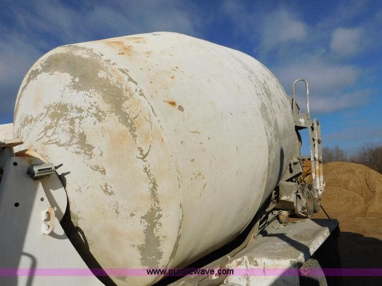 image for item J7407 1975 White Western Star ready mix truck