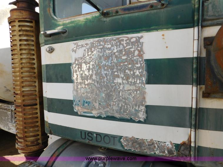 image for item J7407 1975 White Western Star ready mix truck