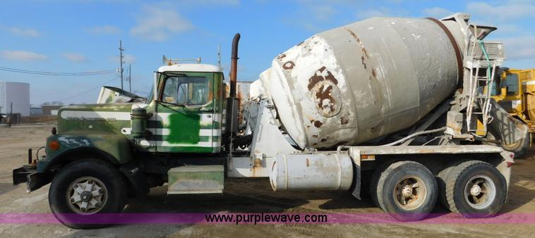 image for item J7408 1975 White Western Star ready mix truck
