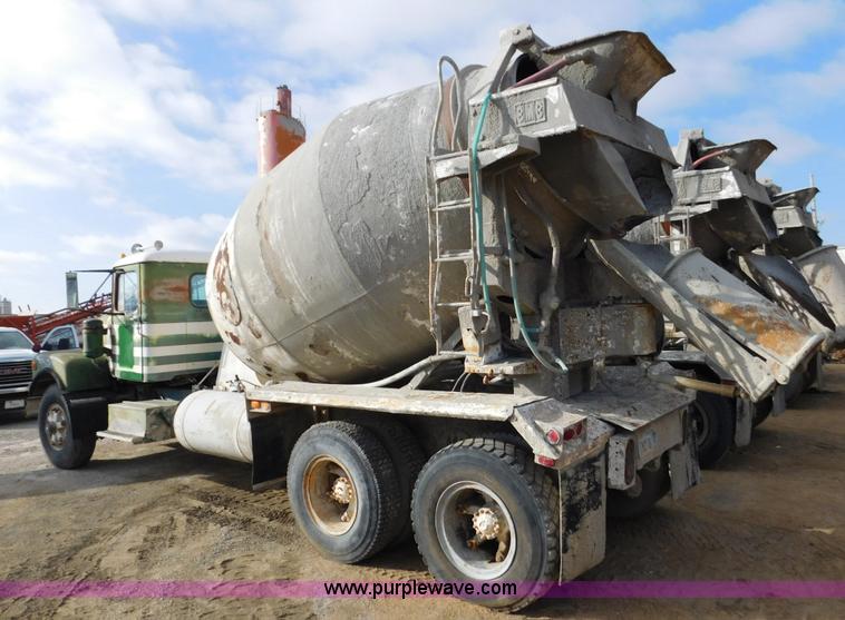 image for item J7408 1975 White Western Star ready mix truck