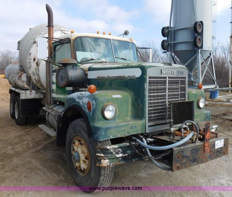 image for item J7408 1975 White Western Star ready mix truck