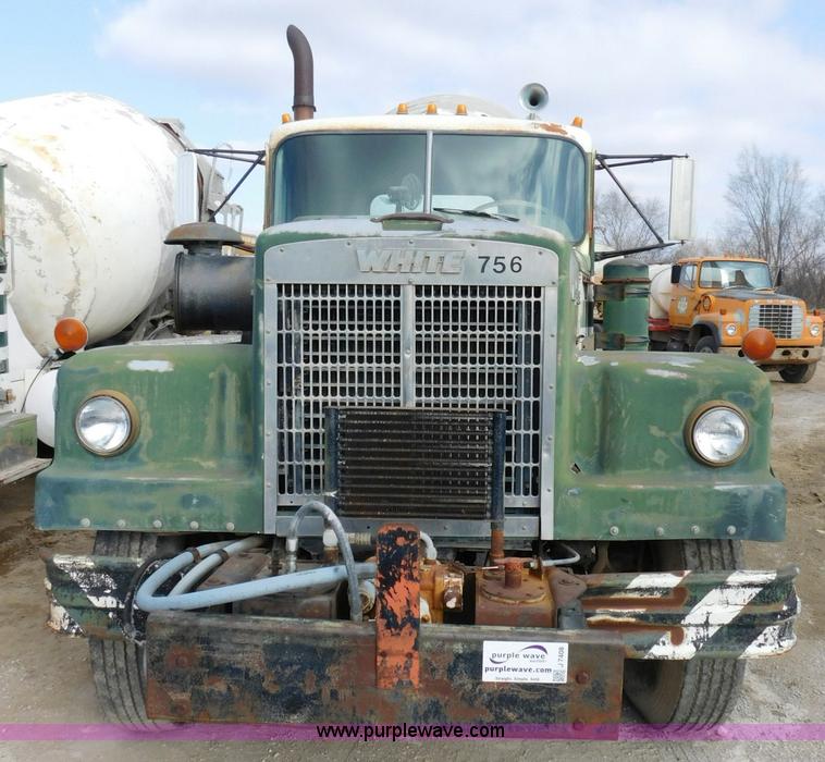 image for item J7408 1975 White Western Star ready mix truck