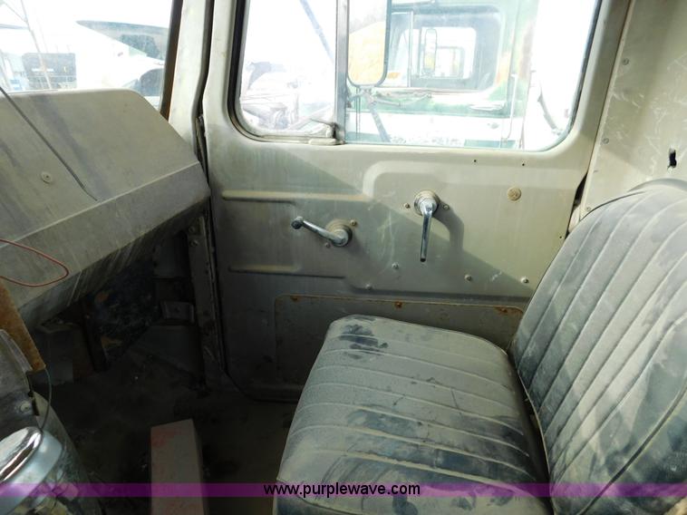 image for item J7408 1975 White Western Star ready mix truck