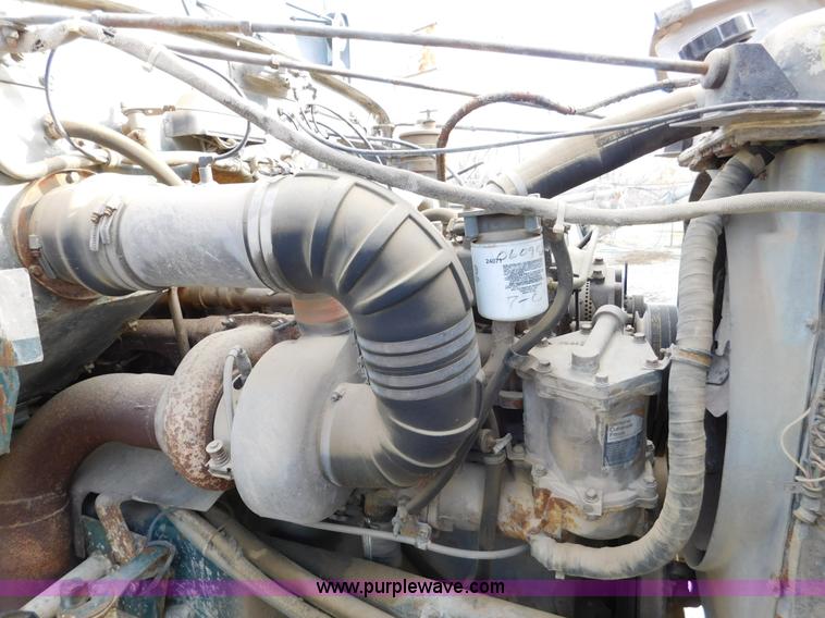 image for item J7408 1975 White Western Star ready mix truck