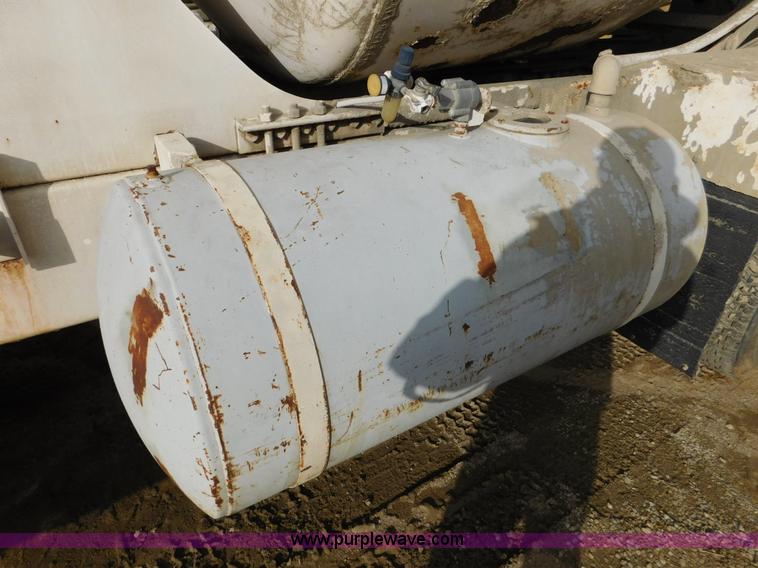 image for item J7408 1975 White Western Star ready mix truck