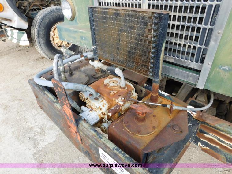 image for item J7408 1975 White Western Star ready mix truck